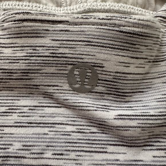Lululemon gray & white striped cross-strap sleeveless tank top size 6 - Picture 4 of 7